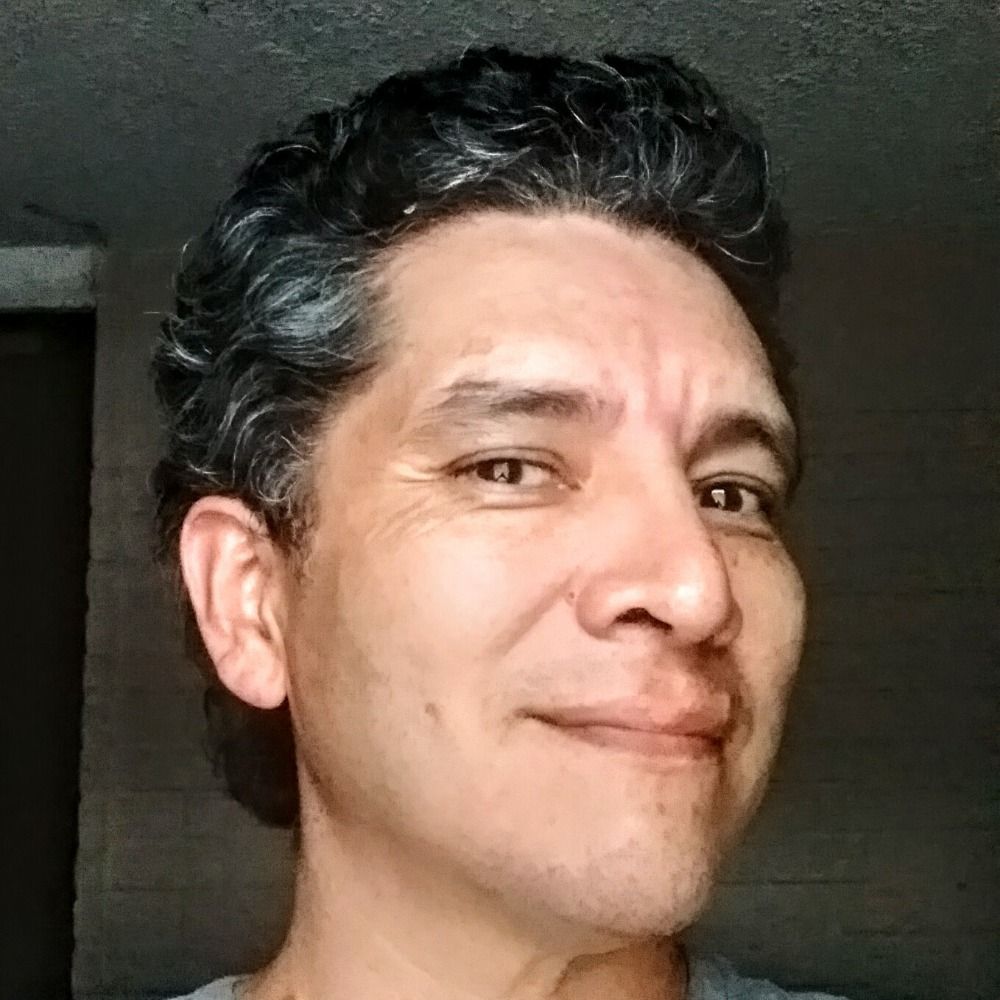 Luis Sopelana's avatar
