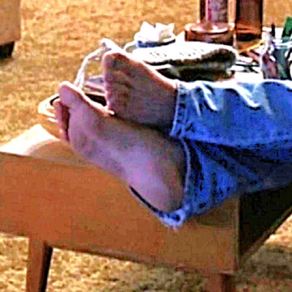 Heath Ledger Barefoot | HeathLegend