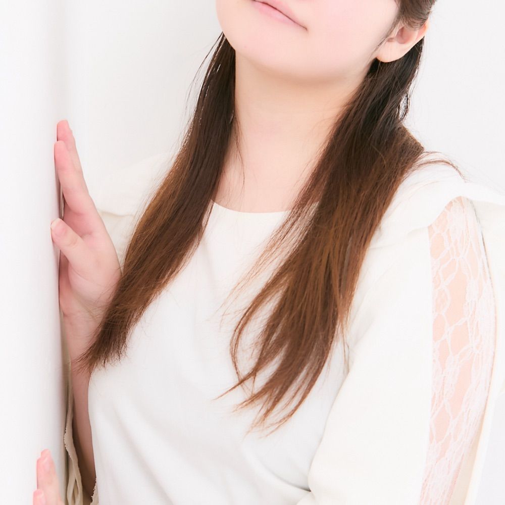 日月 鈴奈