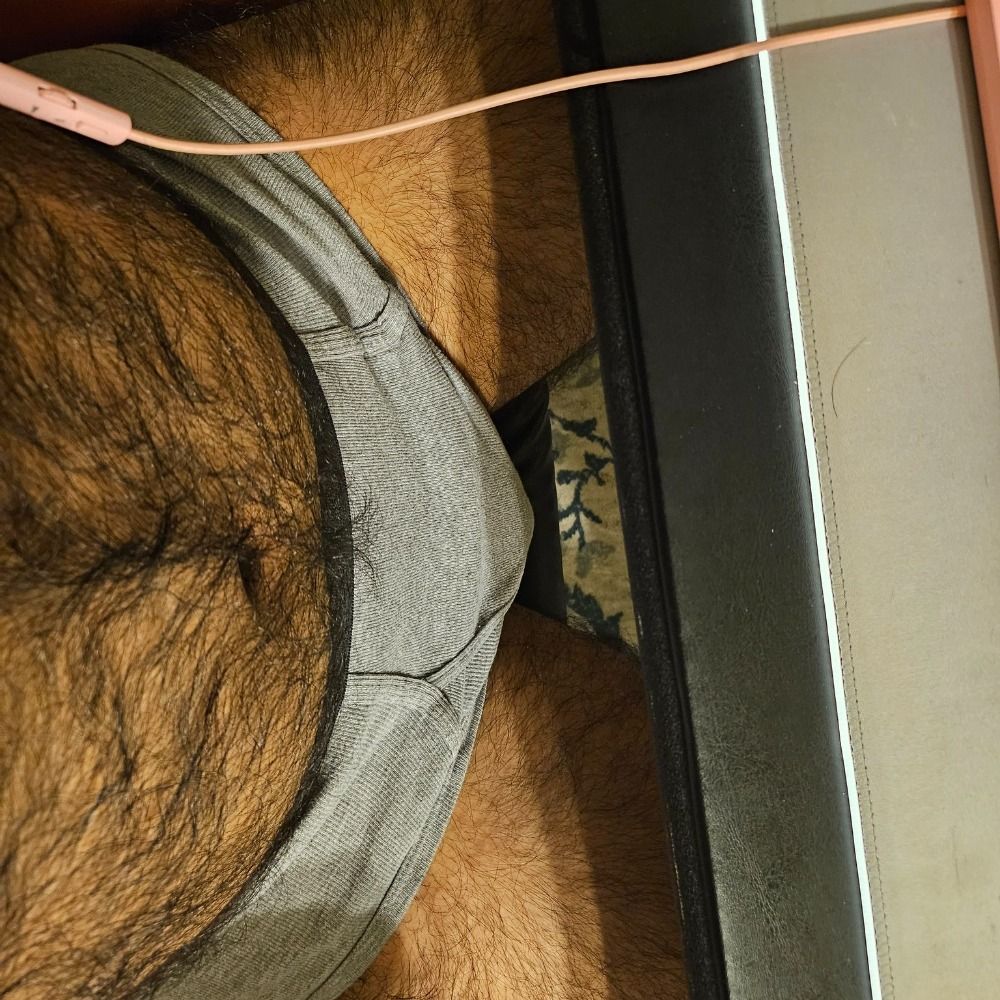 Hairy gay nerd