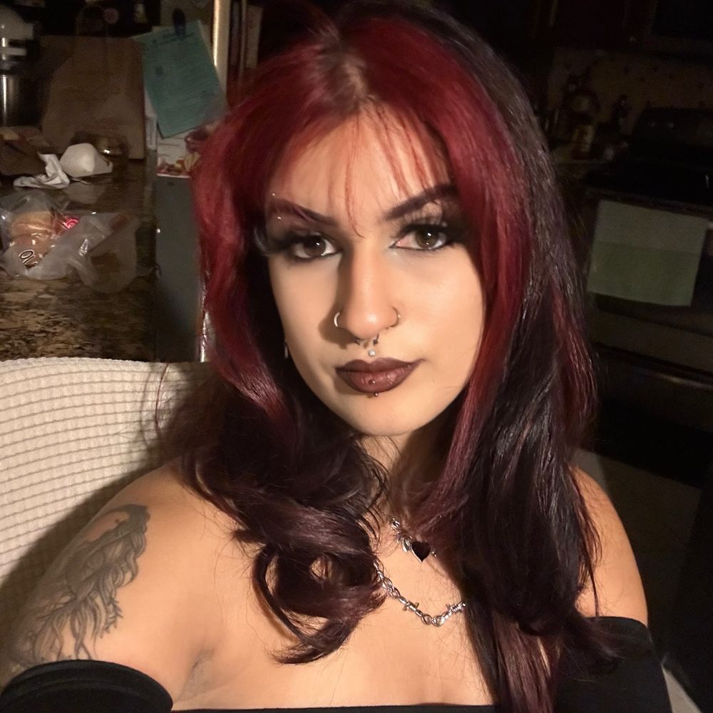 𝓜𝓪𝓻𝔂 🥀✨