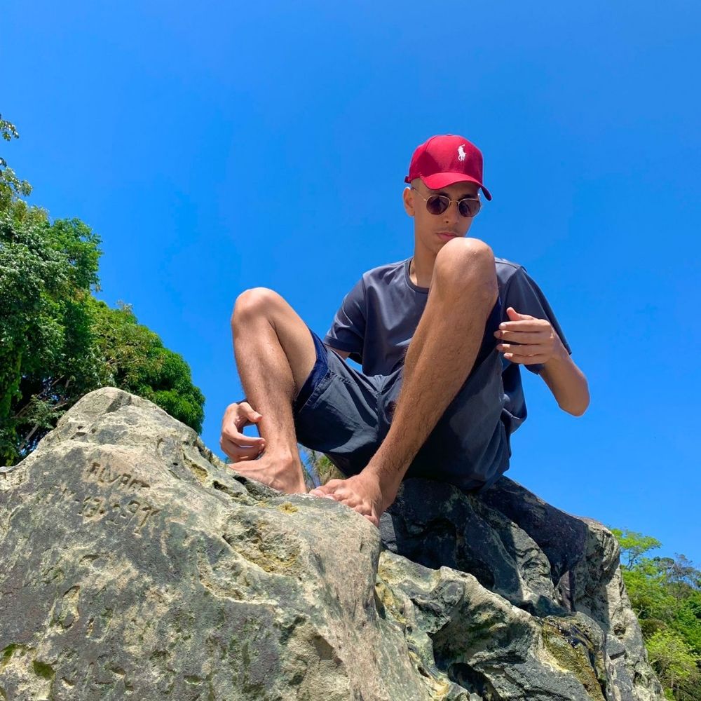 kaue do lado 🅰️