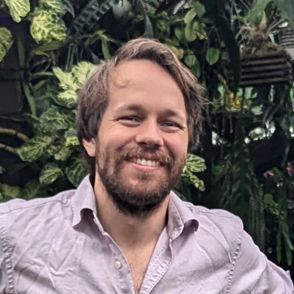 Dr. Einar Krogsaeter