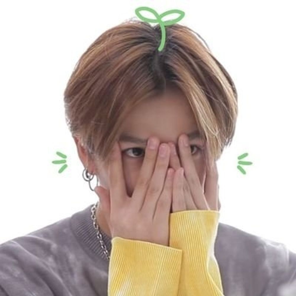 d e p o y ⚝๋࣭ | fb yaaa seng <3