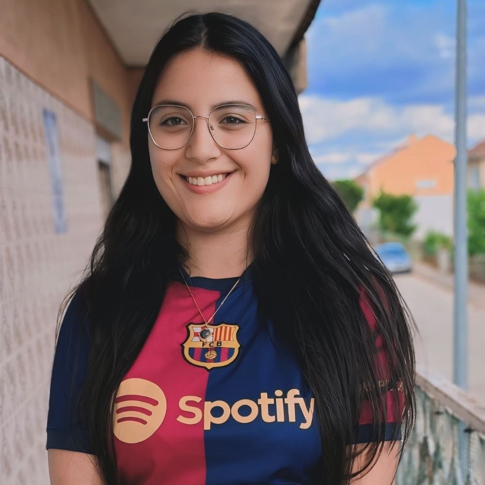 Cláudia Fernandes 