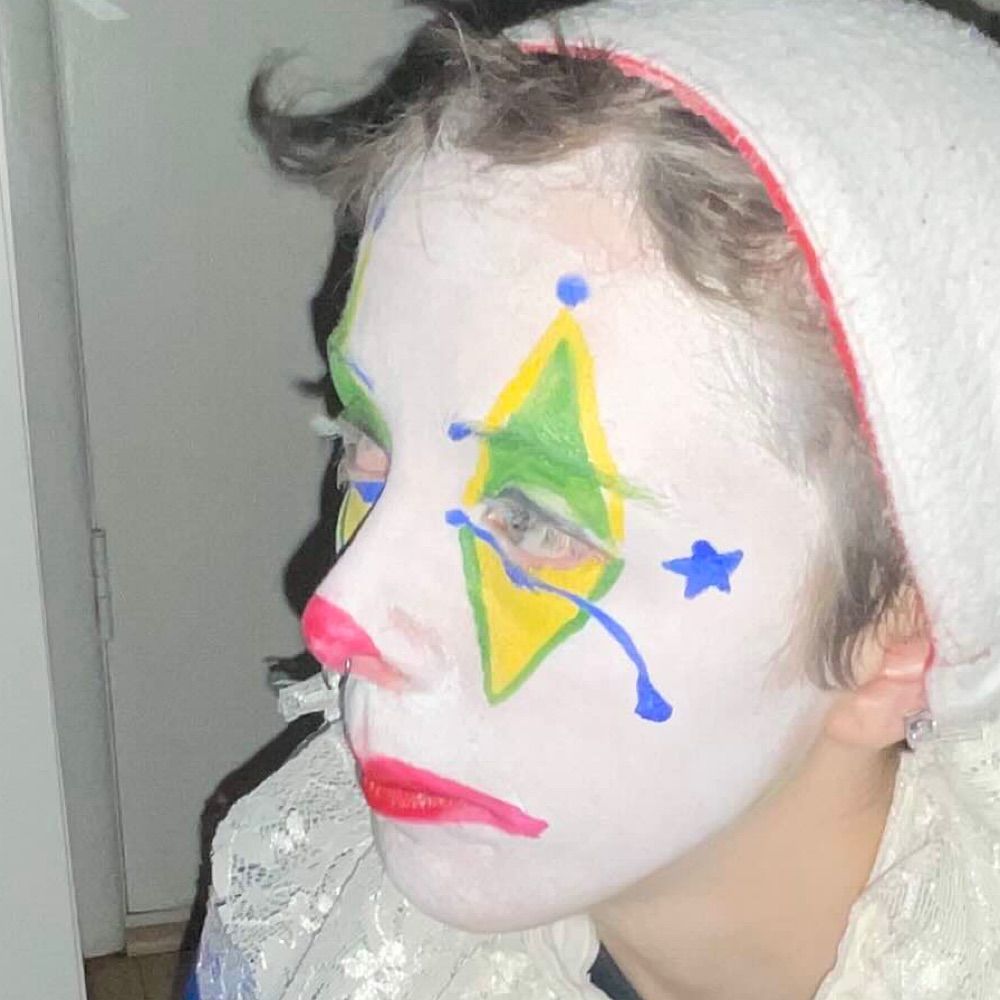#1 clown hater