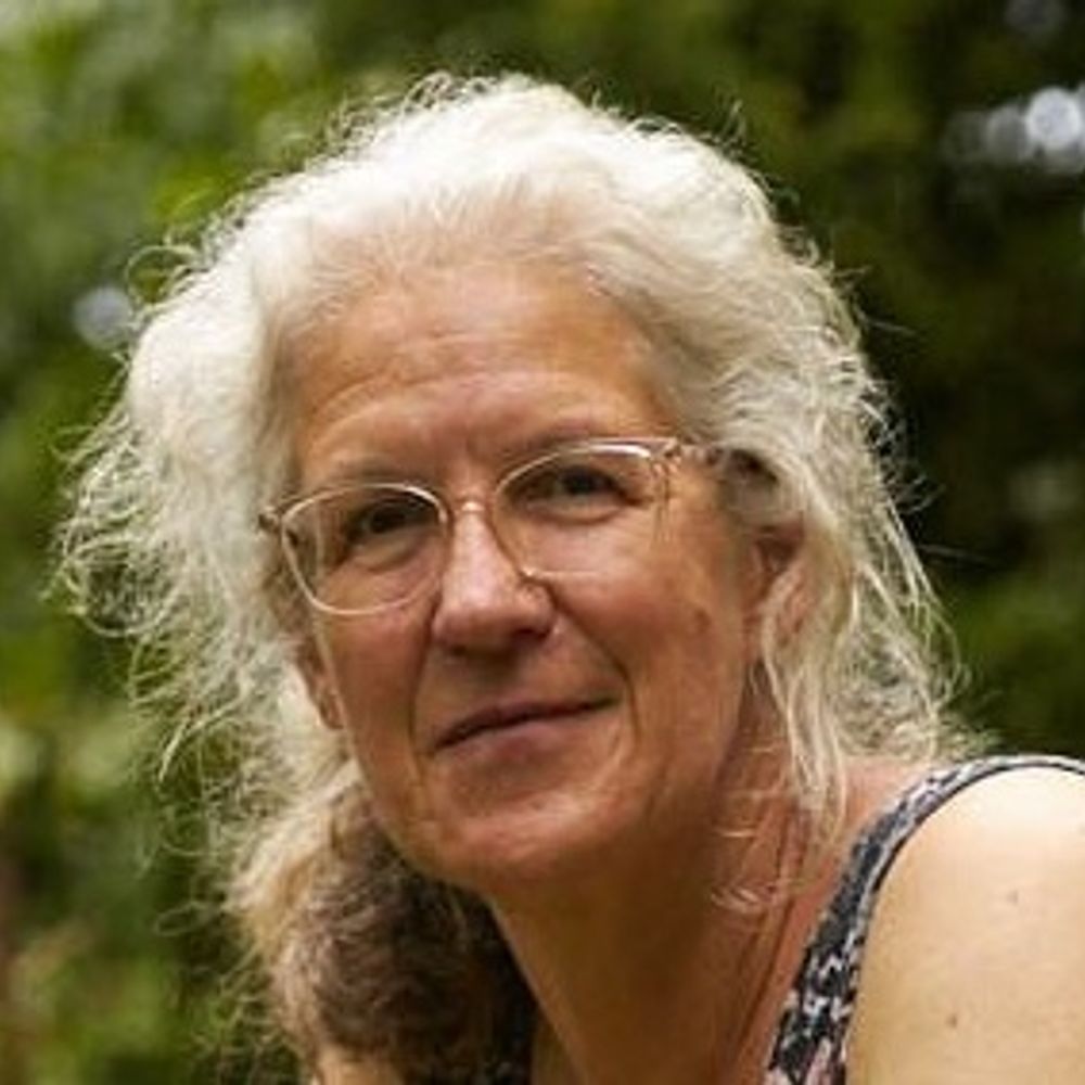 Joyce Hostyn