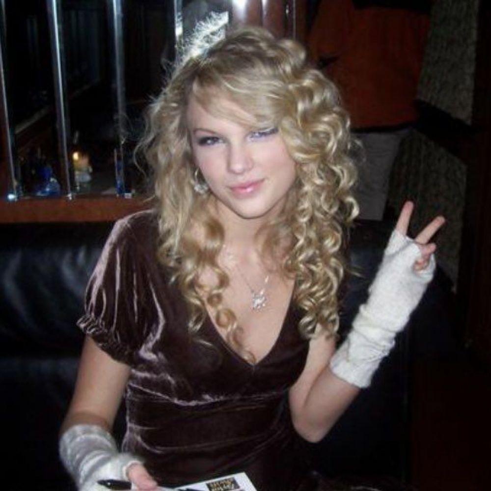 ☆~jubs VIU A TAYLOR 