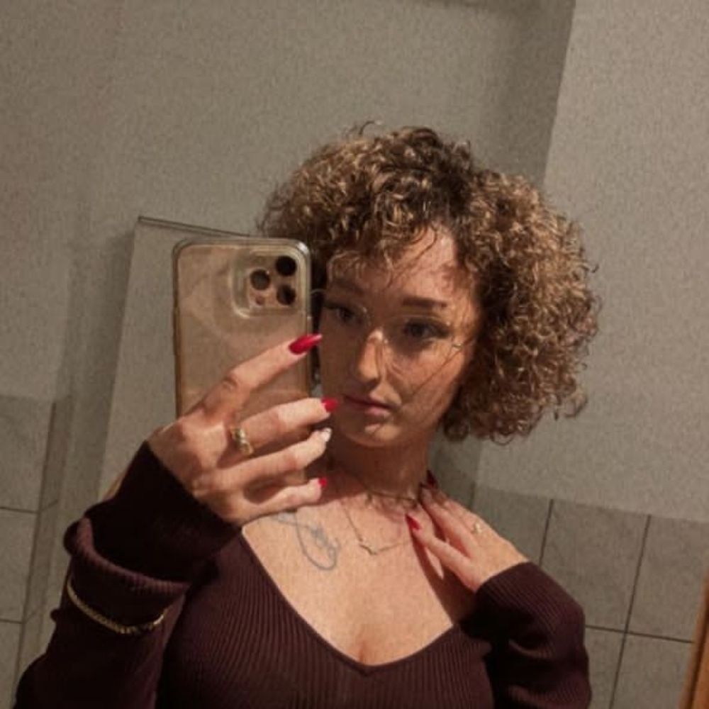 EVA🥰