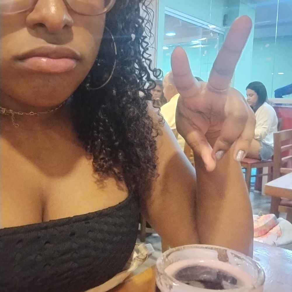 nana 🍞 edna moda preta
