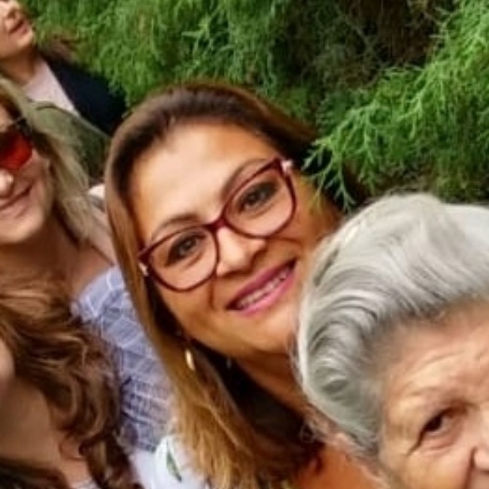 Simone Simões 