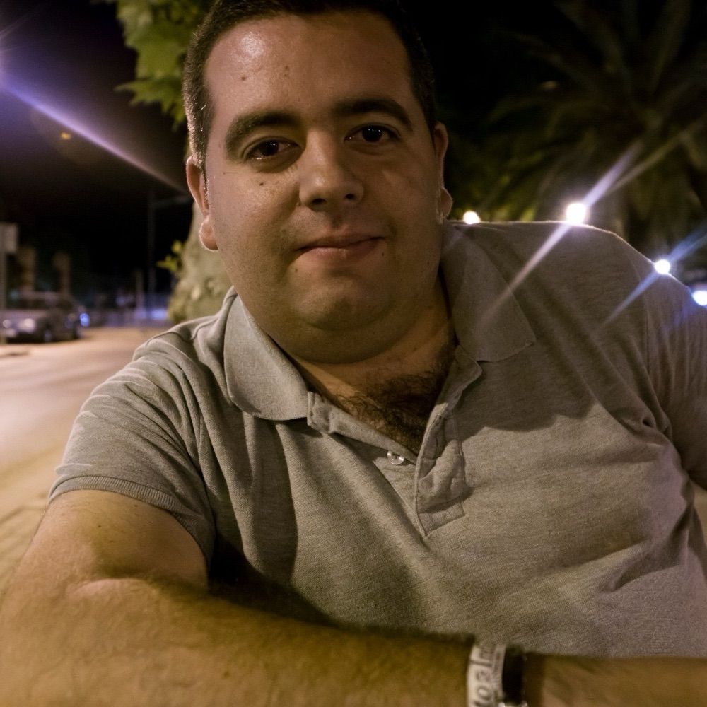 Adrián Ruiz