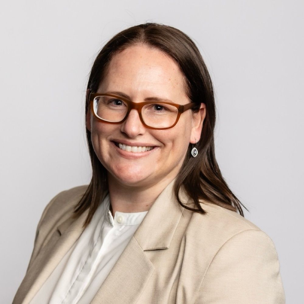 Dr Gemma L Saravanos