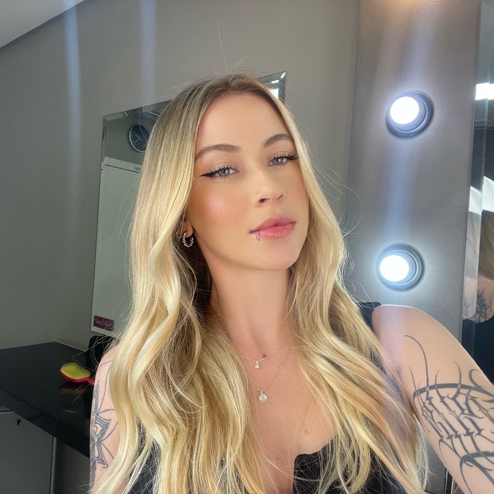 kaylaneweitzel