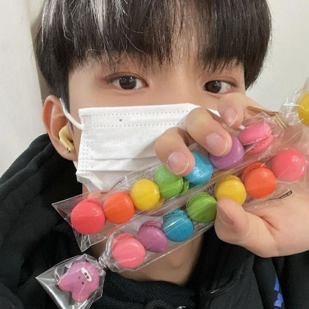 lari 🤍 moonbae VAI VER O A.C.E