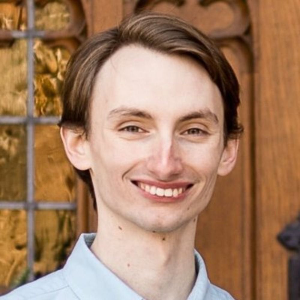 Carson J Bryant