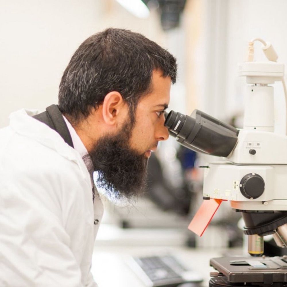 Dr Riaz Akhtar