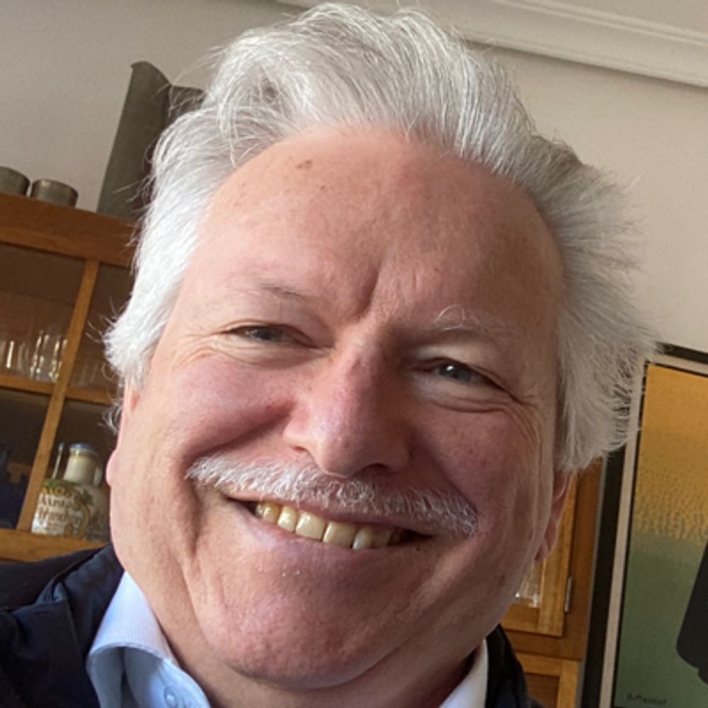 Prof. Günther Hasinger