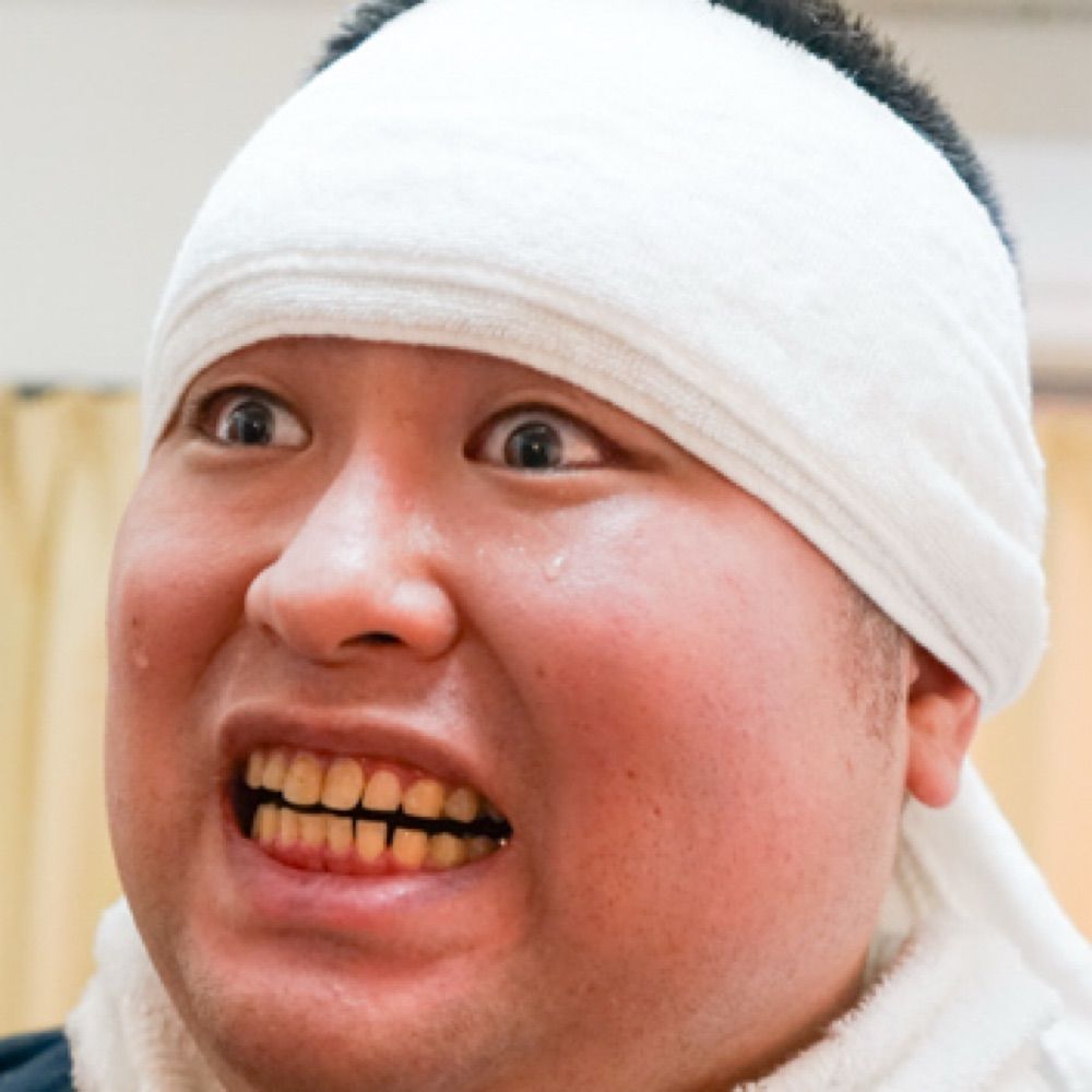ヒゲデブメガネ