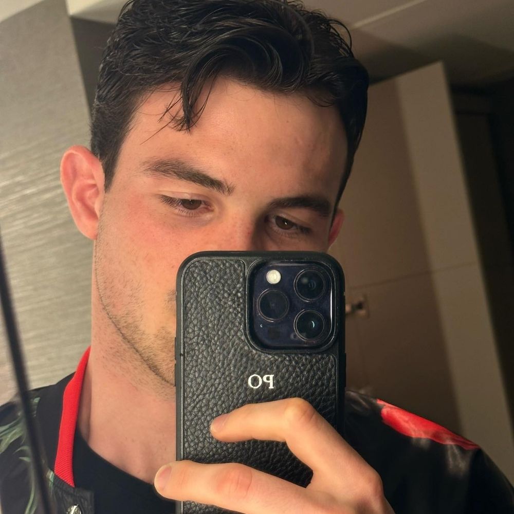𝗿𝗼𝗆𝖺𝗇, 𝒅𝗋𝗂𝗏𝖾𝗋 𝗇° 𝟓.
