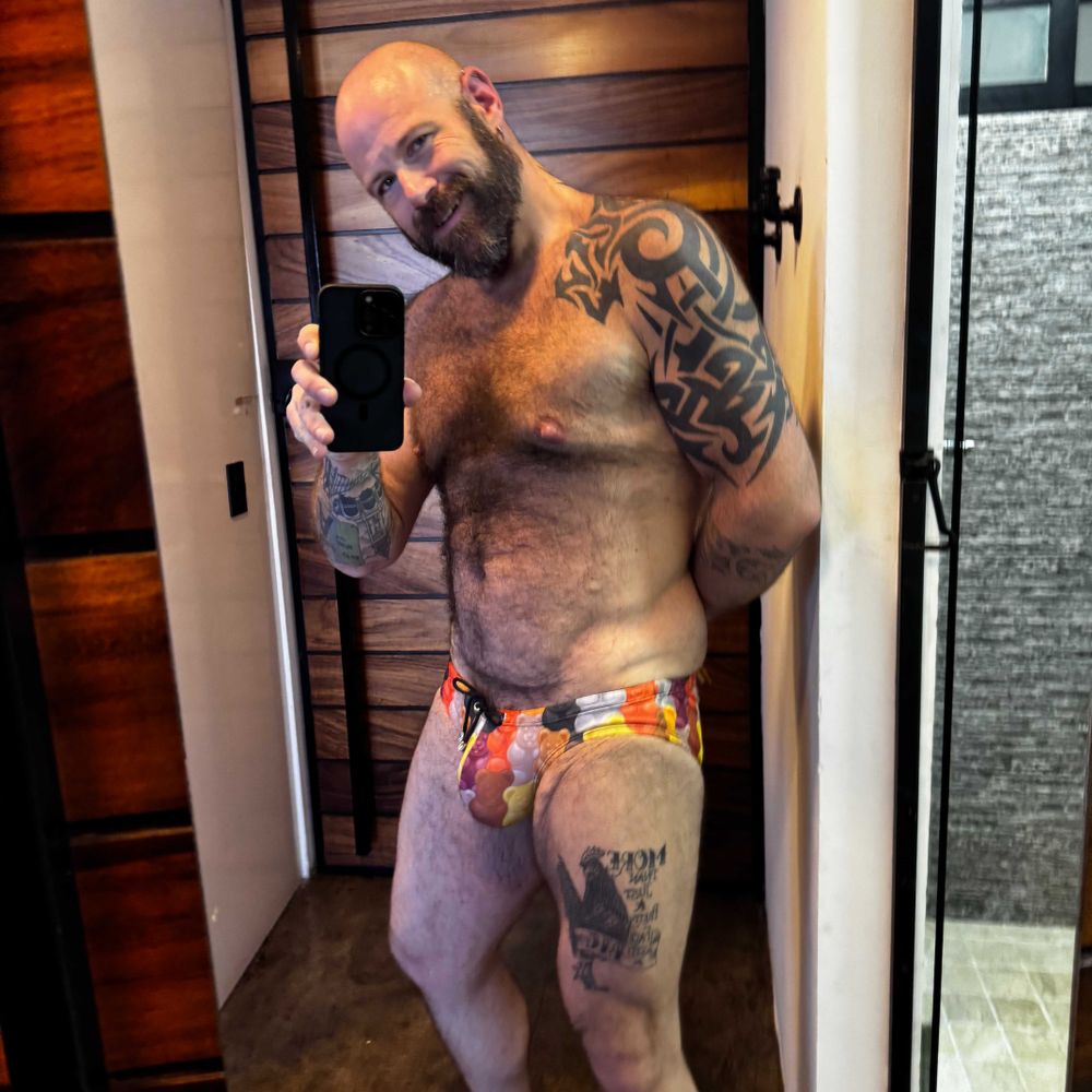 Logan Roth 💪🐻🐶🎥  🔜 IML