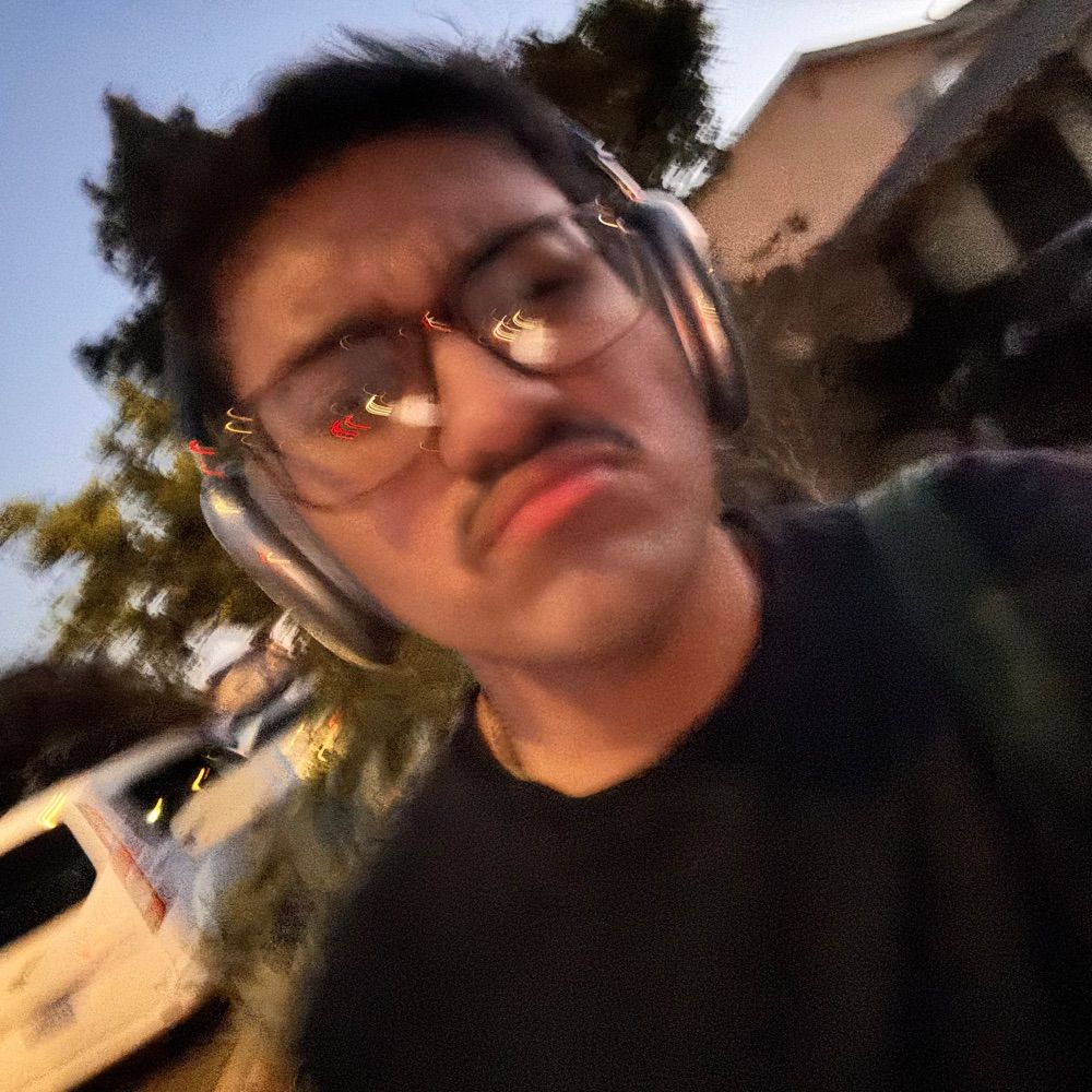 julian 🩵