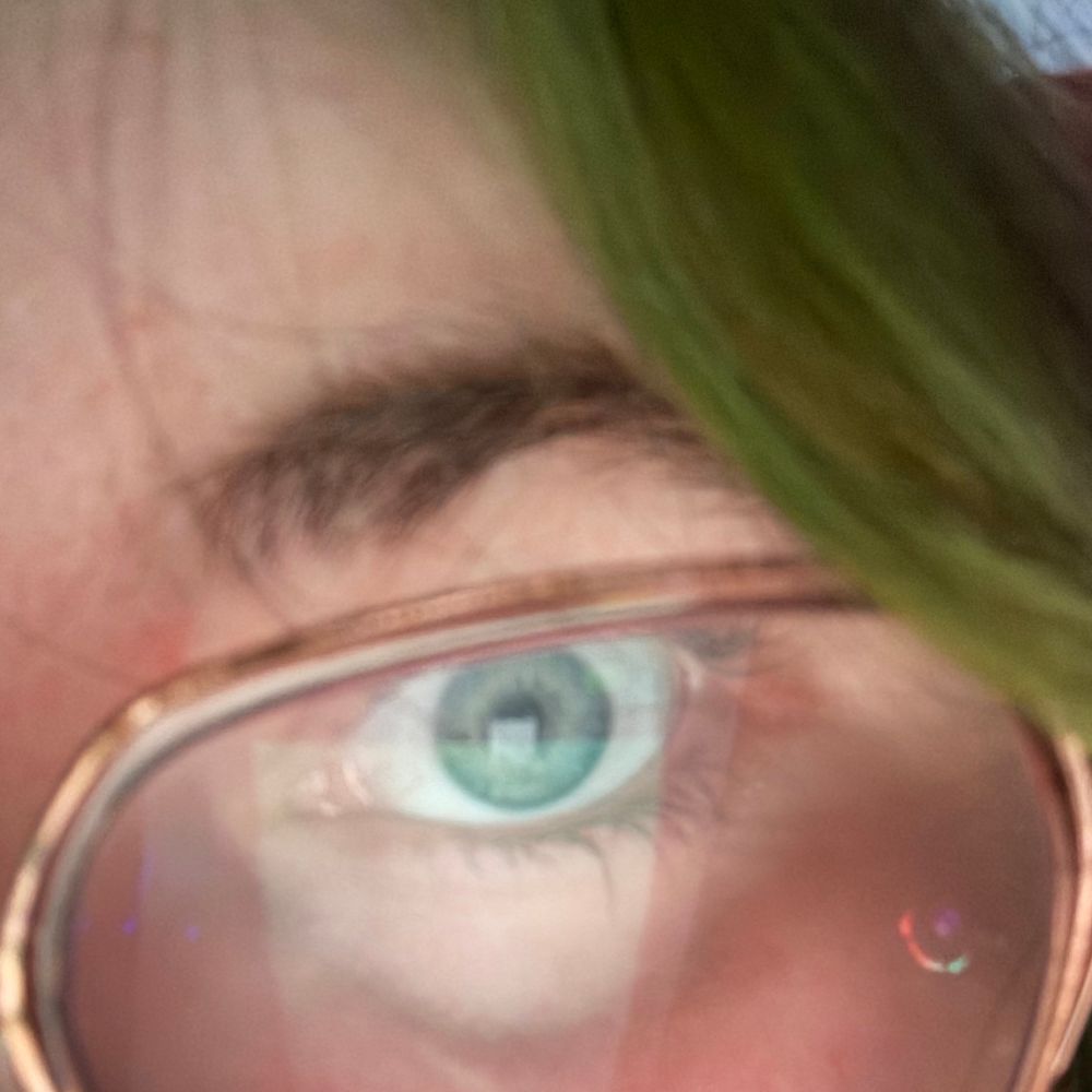 Quinn - 𝕿𝖍𝖊 𝕬𝖚𝖙𝖍𝖔𝖗 🔞🏳️‍⚧️