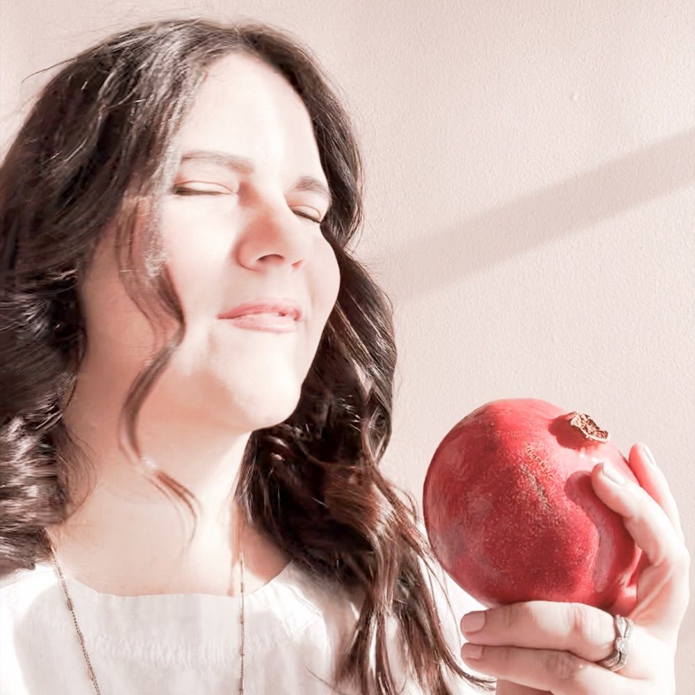 Mariana Durst | Brand Strategist & Mentor to Fine Artists