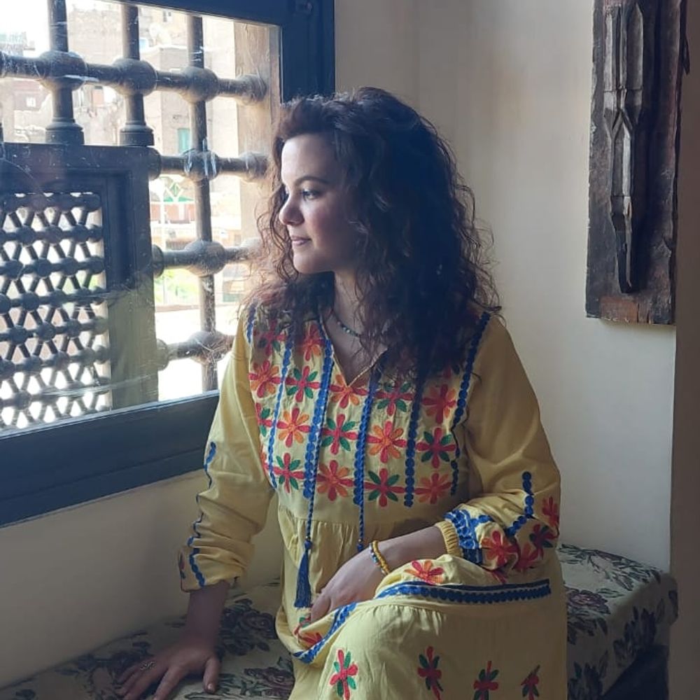 منة في السماء الزرقاء