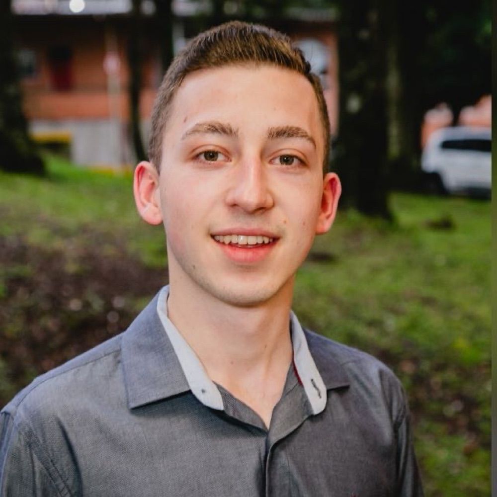 Régis Filipe Daneluz