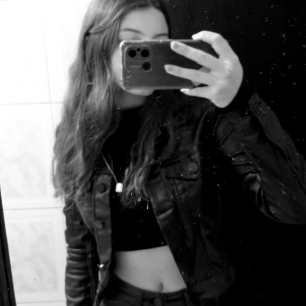 𝐼𝑠𝑎𝑎 .☾︎