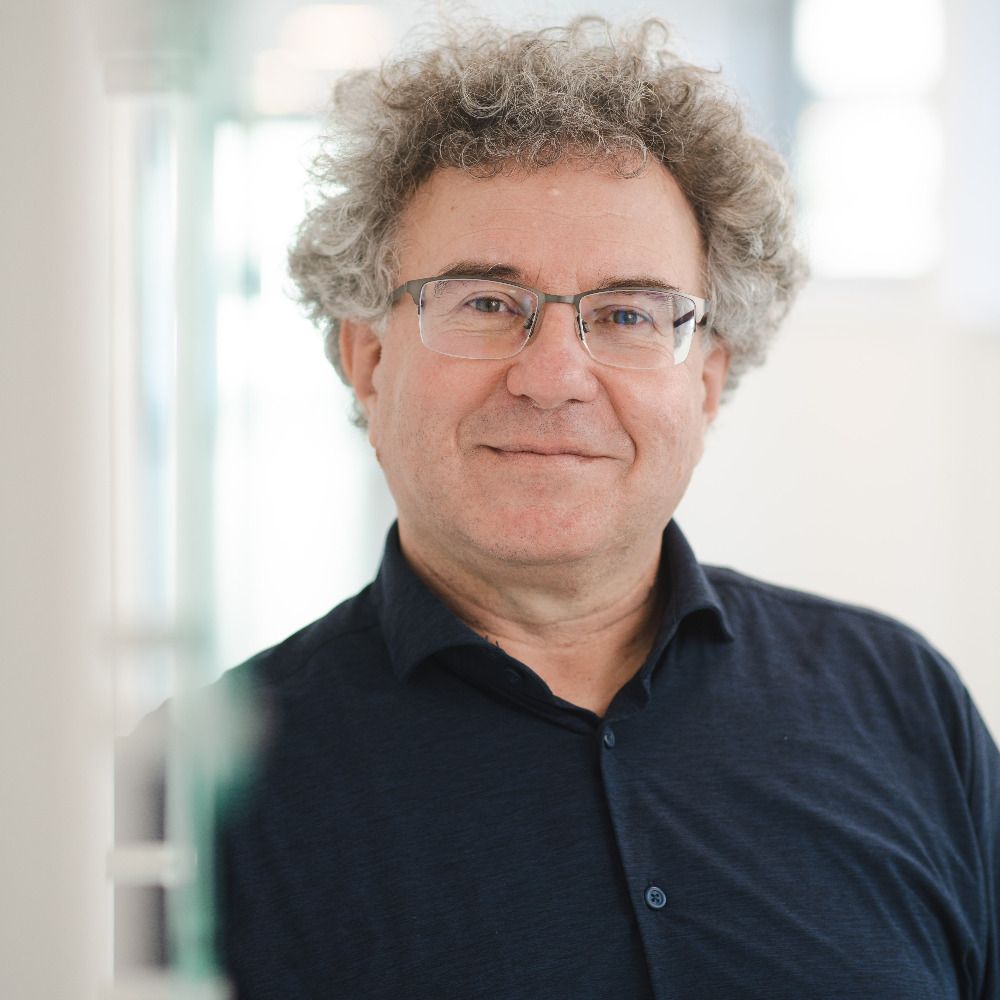 Bernhard Kux