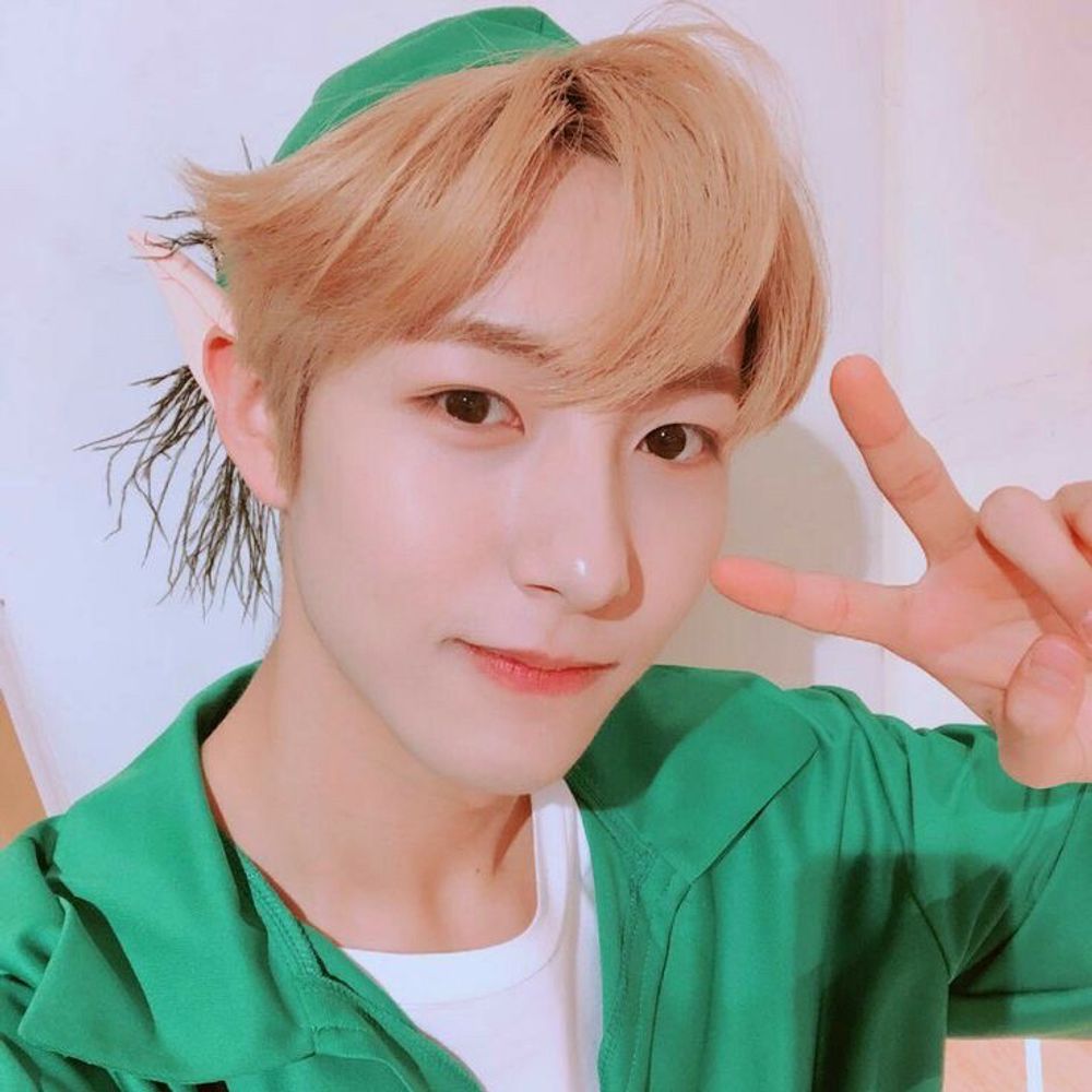 elly VAI VER O BAEKHYUN