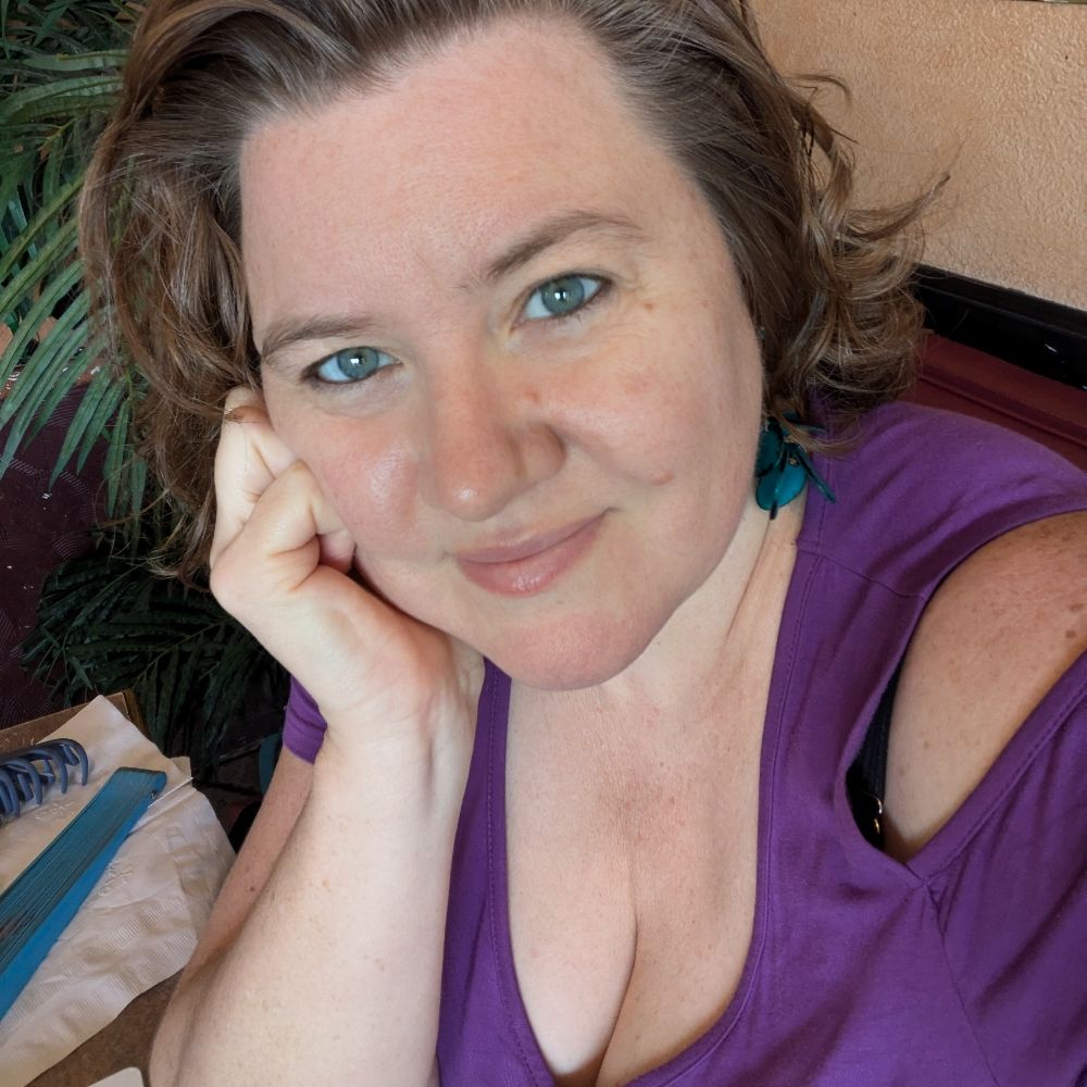 Mia, Relational Healing Coach
