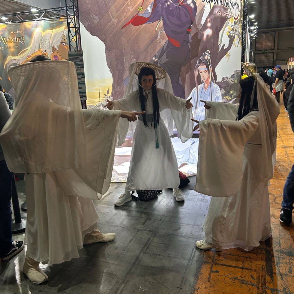 Sis cosplay