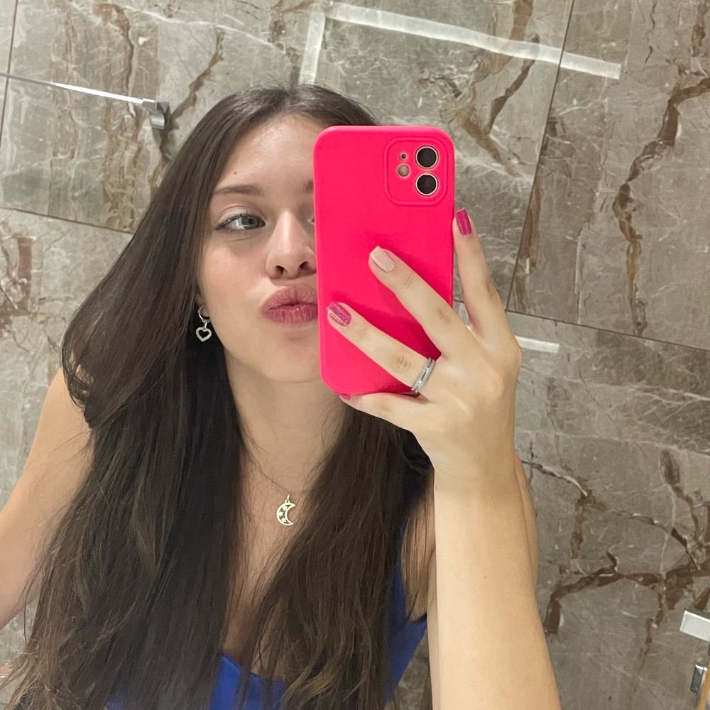 emillycastelani