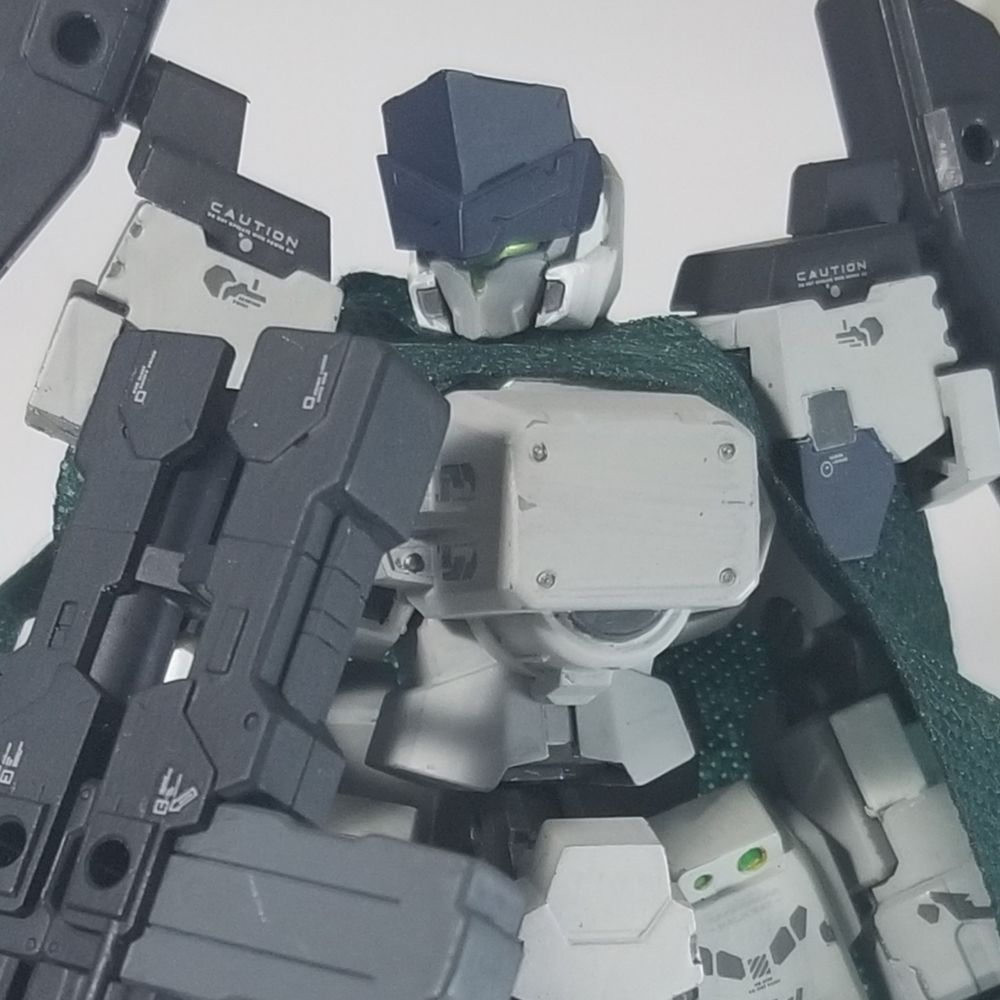 エリィ