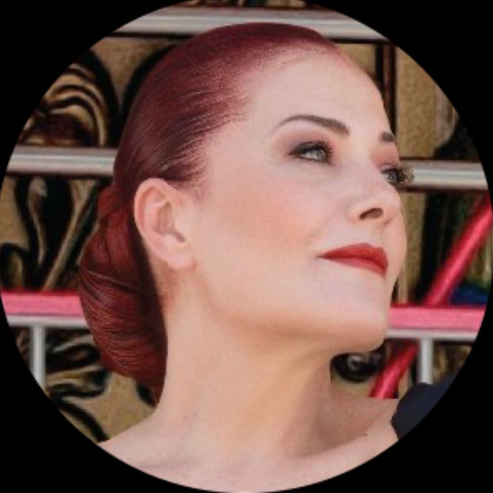 Candan Erçetin 