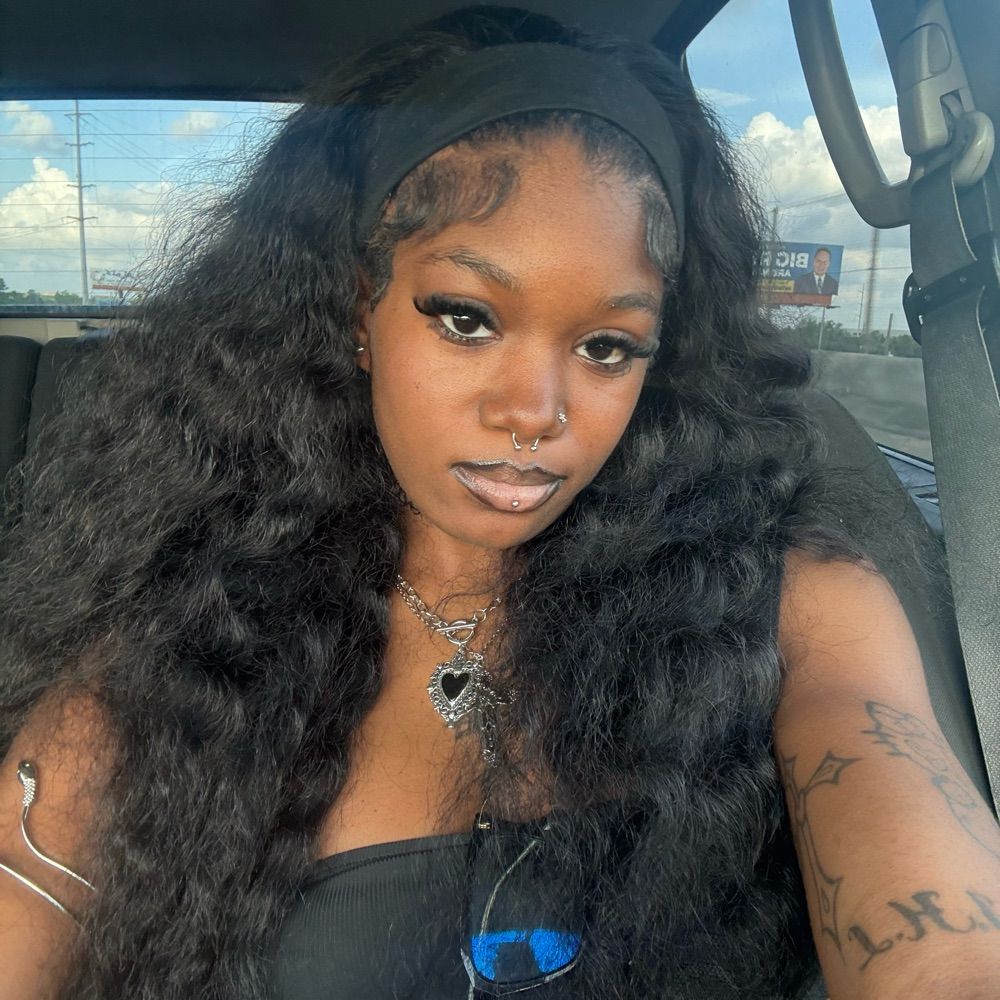 Goddess Mel🧁