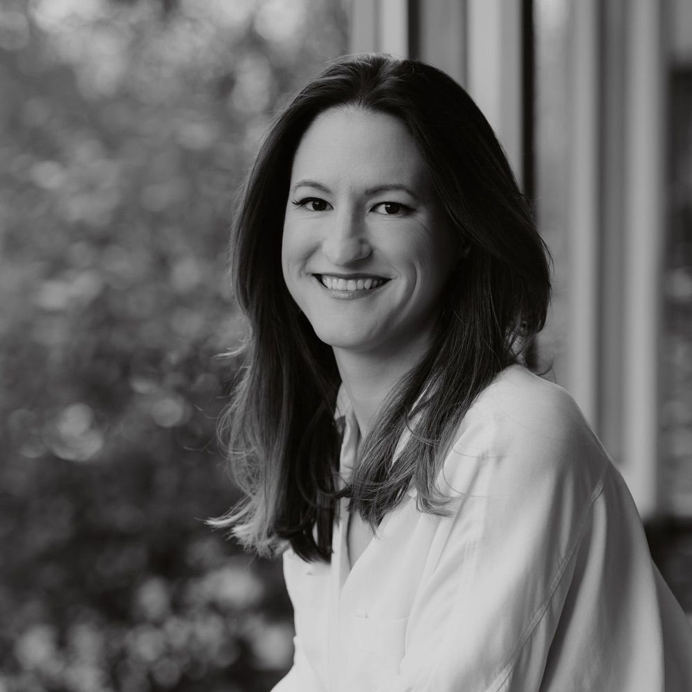 Rae Nudson
