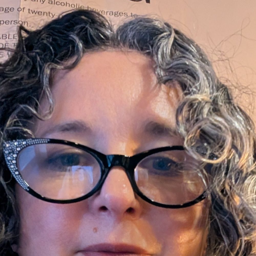 mamapello.bsky.social profile picture