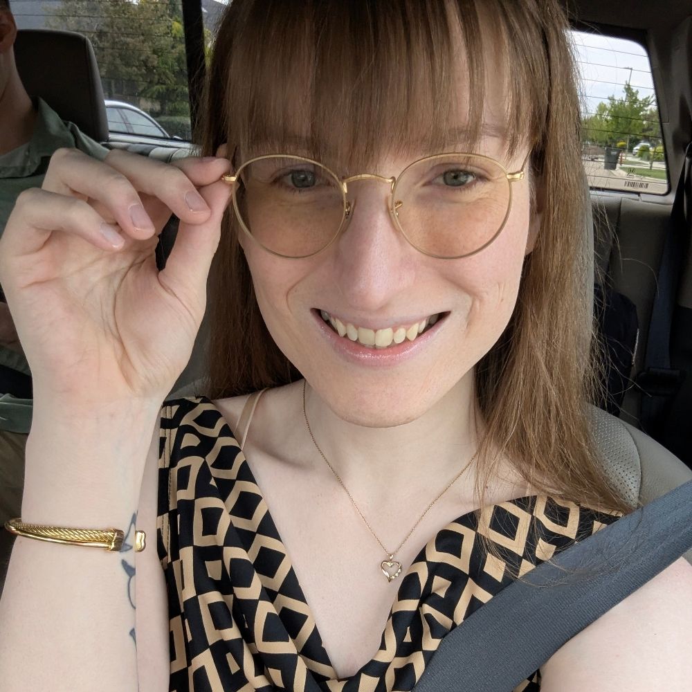Vee 🏳️‍🌈👩‍🦽