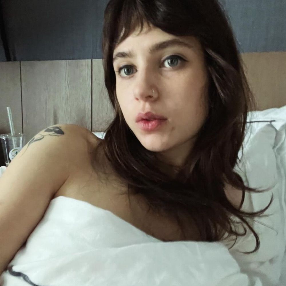 I love Clairo!