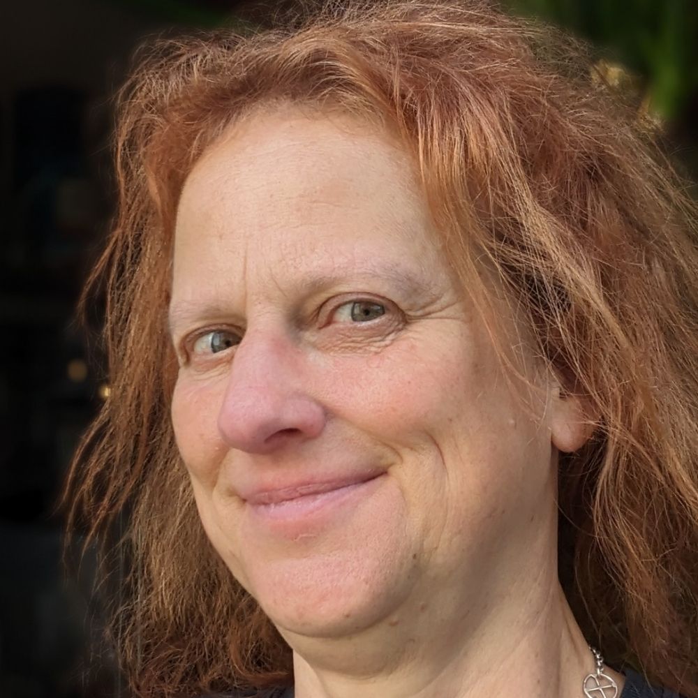 Cynthia von der Schmuckburg