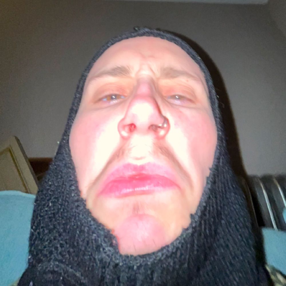 hugoth
