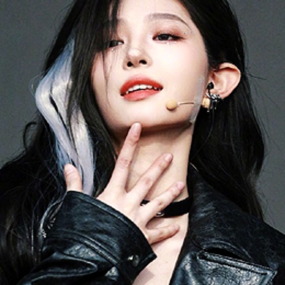 奕 · cloud