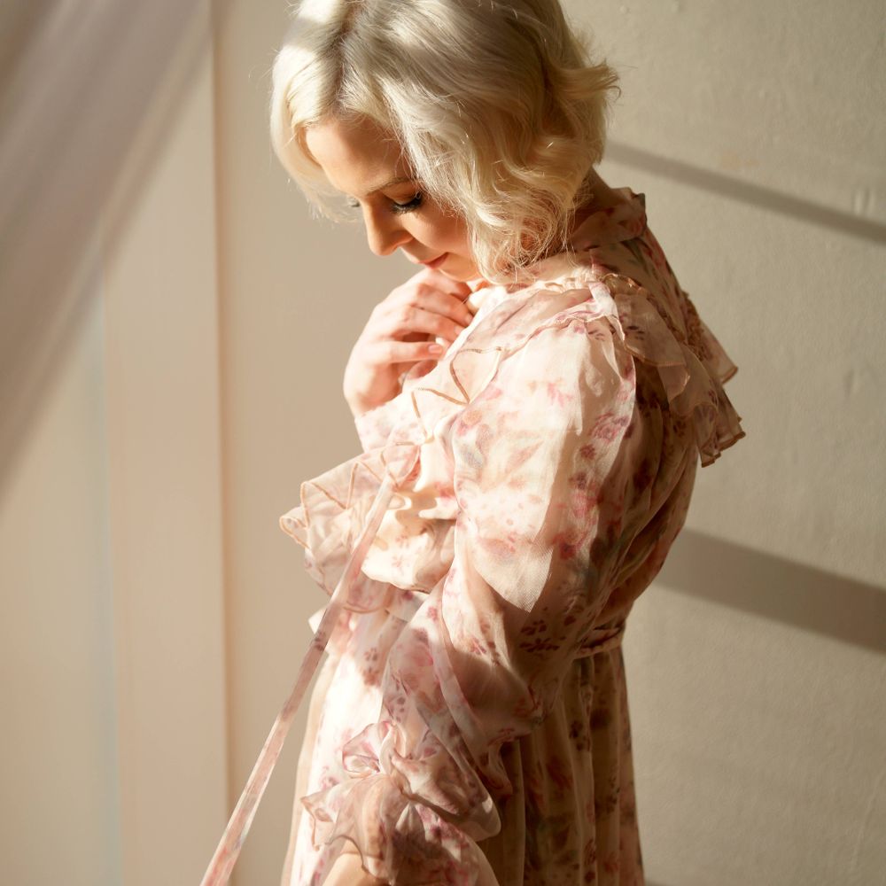 Effie White