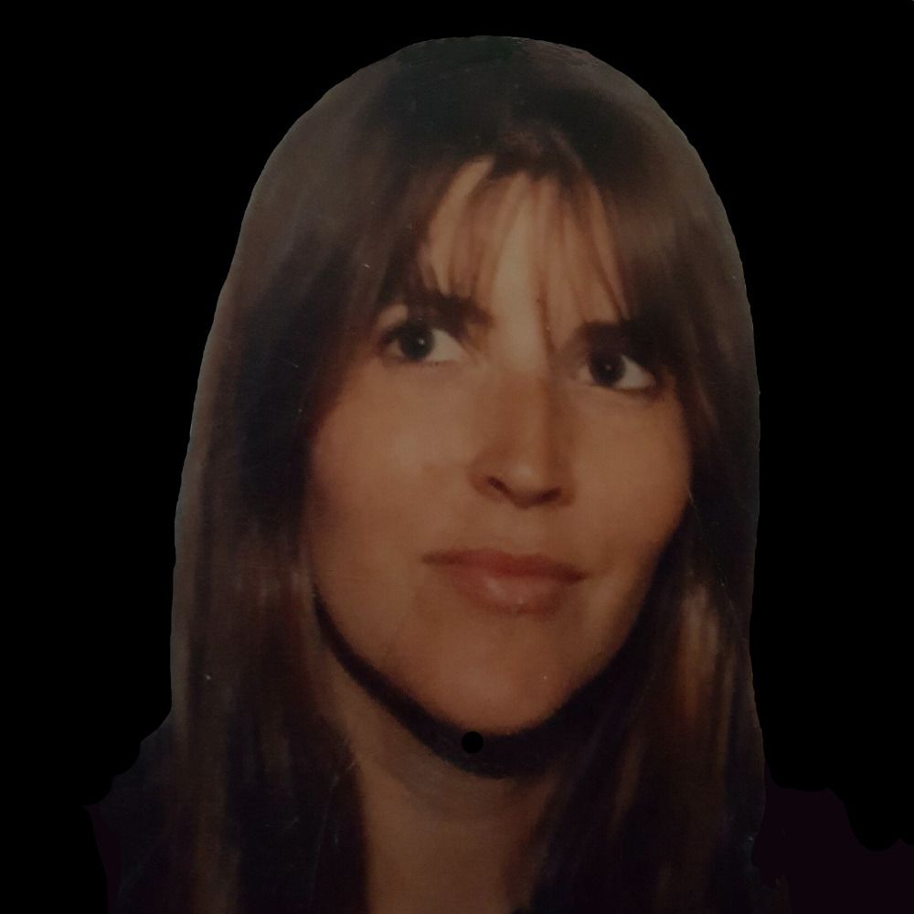 Lea Teagarden aka @tencentdress 