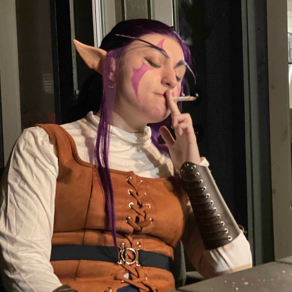 Dragona | Basil