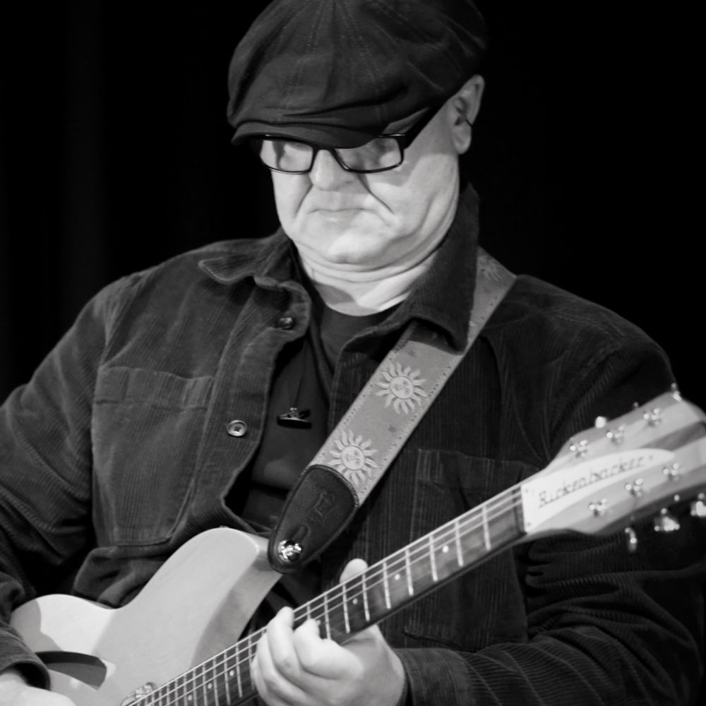 Chris Dutton